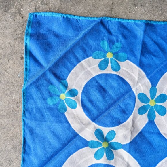 Vintage Made in Japan Blue Circle Flower Square Scarf - Picture 5 of 7